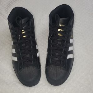 Adidas Pro Model size 7.5 Men
